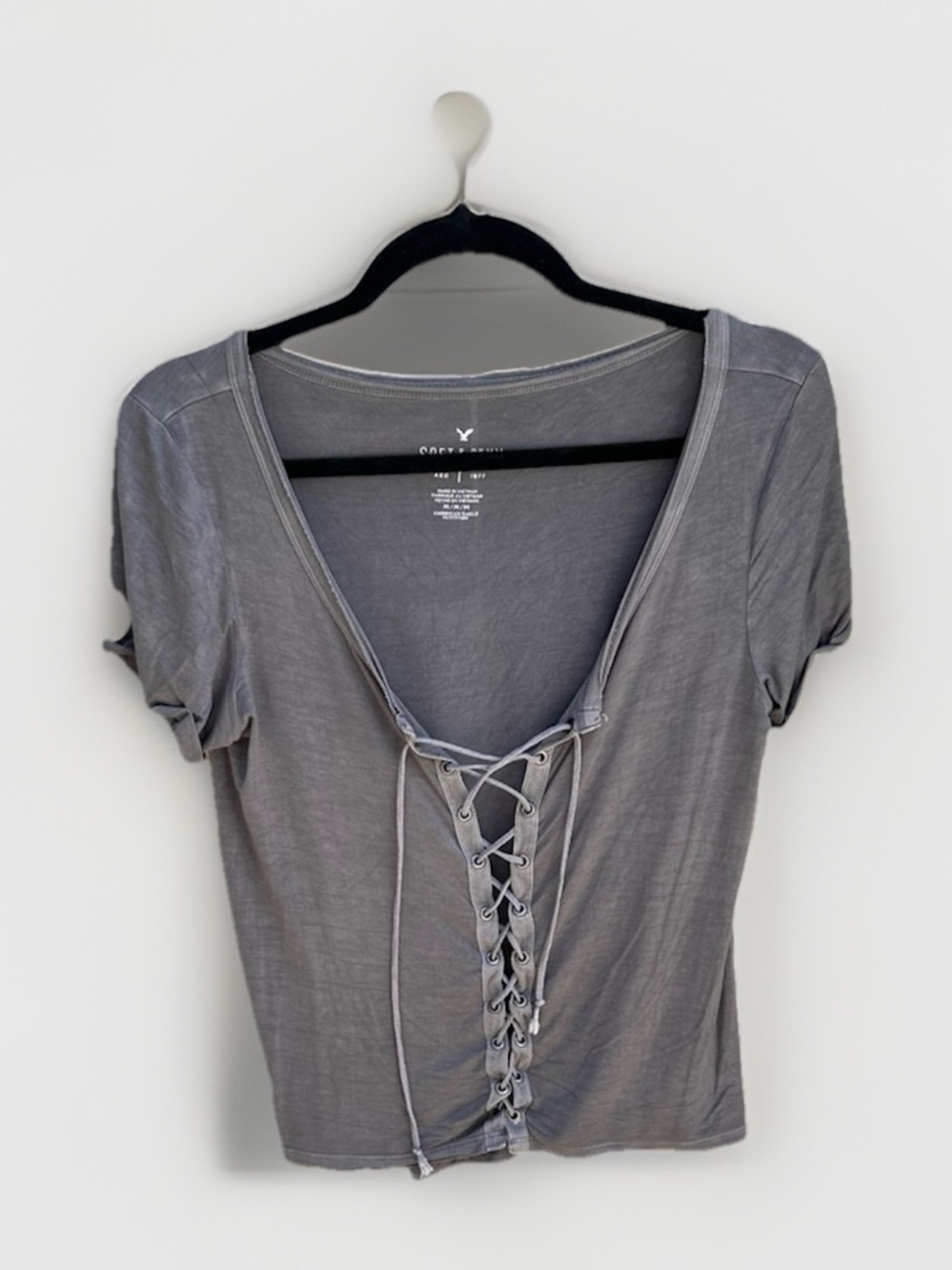 American Eagle Outfitters Gray Lace-Up Short Sleeve Tee